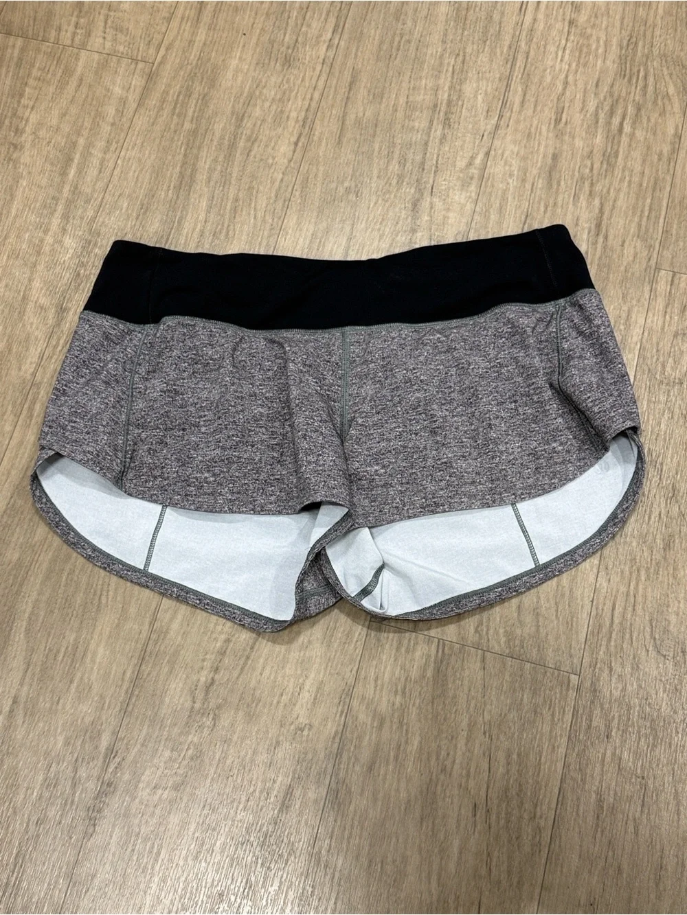 Lululemon Speed Up Shorts Heather Gray with Black Waistband